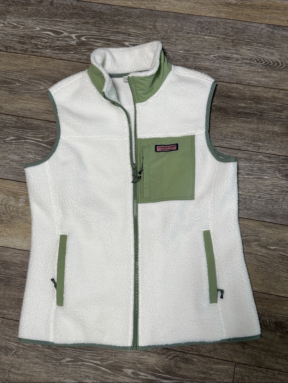 Vineyard Vines White Sherpa Vest with Sage Trim